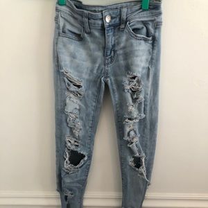 american eagle really ripped jeans